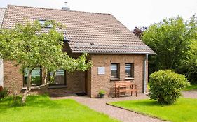 Ferienhaus EifelNest